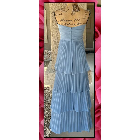 Lulus Pleated Seriously Sensational Light Blue Strapless Tiered Maxi Dress Sz M - Picture 4 of 10